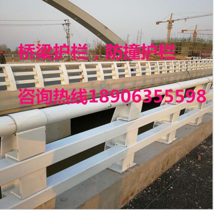 橋梁防撞護(hù)欄，防撞欄桿